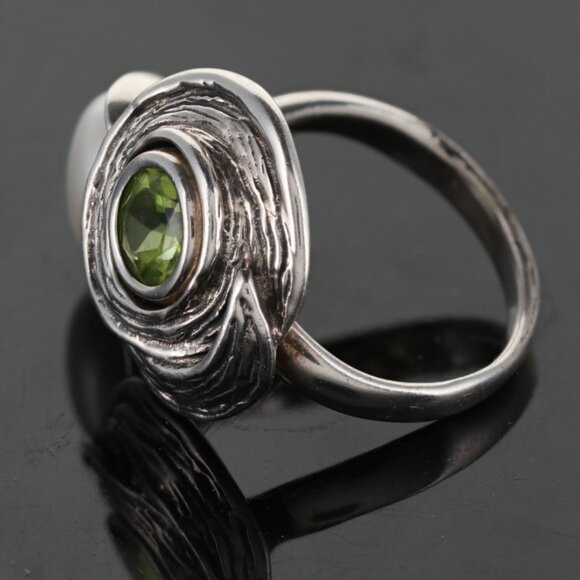 Hagit Gorali 925 Pearl and Peridot Silver Swirl Ring, 8.8gr, sz 7 - Picture 2 of 6